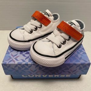 Converse Infant Chuck Taylor All-Star Low Frozen II Olaf White Disney Size 2